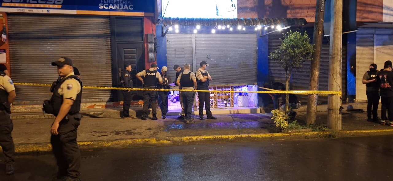 Santo Domingo de los Tsáchilas ataque armado en billar deja dos muertos y siete heridos.