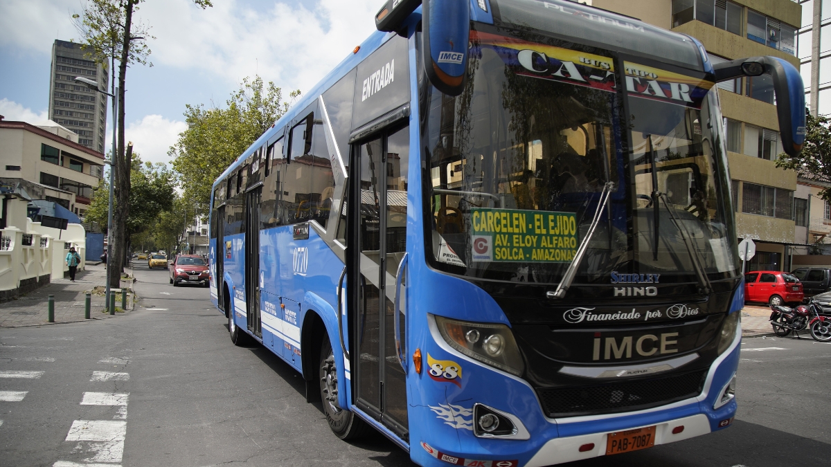Transportistas reciben más de 1.1 millones de dólares en compensación tras la eliminación del subsidio al diésel. (API)