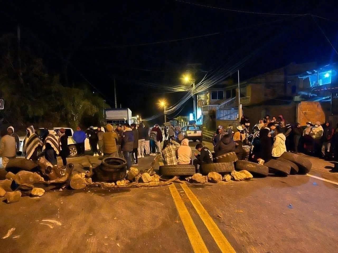Vías cerradas en Ecuador: manifestaciones afectan cinco provincias durante la segunda semana del paro nacional