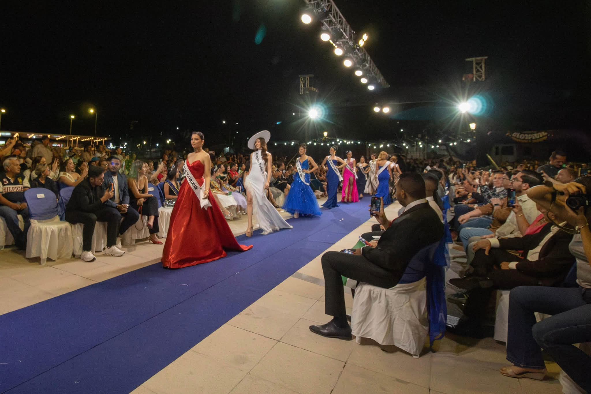 La presentación de candidatas a Reina de Portoviejo. Foto Municipio de Portoviejo