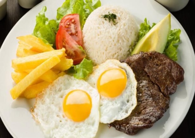 ¿El mejor churrasco ecuatoriano? Así se prepara como en los hogares del país