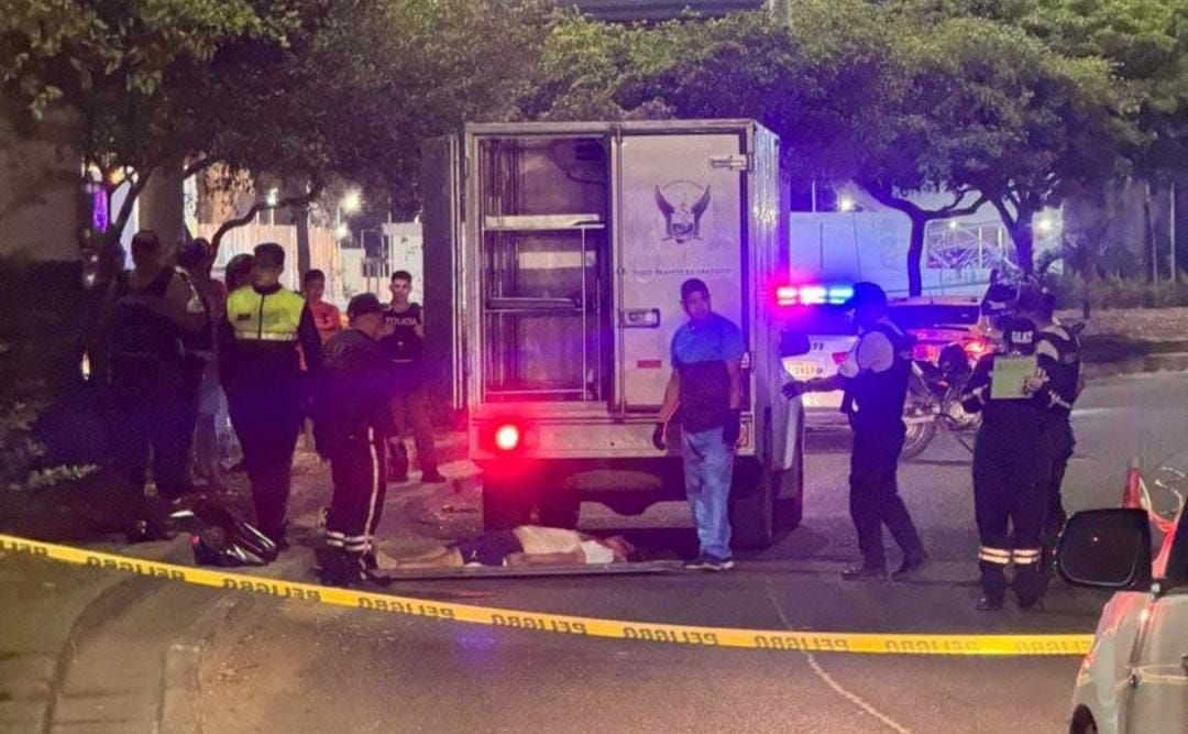 Investigación en curso por siniestro vial que cobra vida en Manabí.