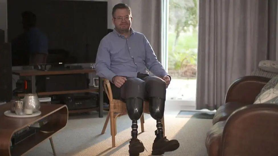 Neil Hopper: el escándalo del médico que simuló una enfermedad para obtener beneficios económicos