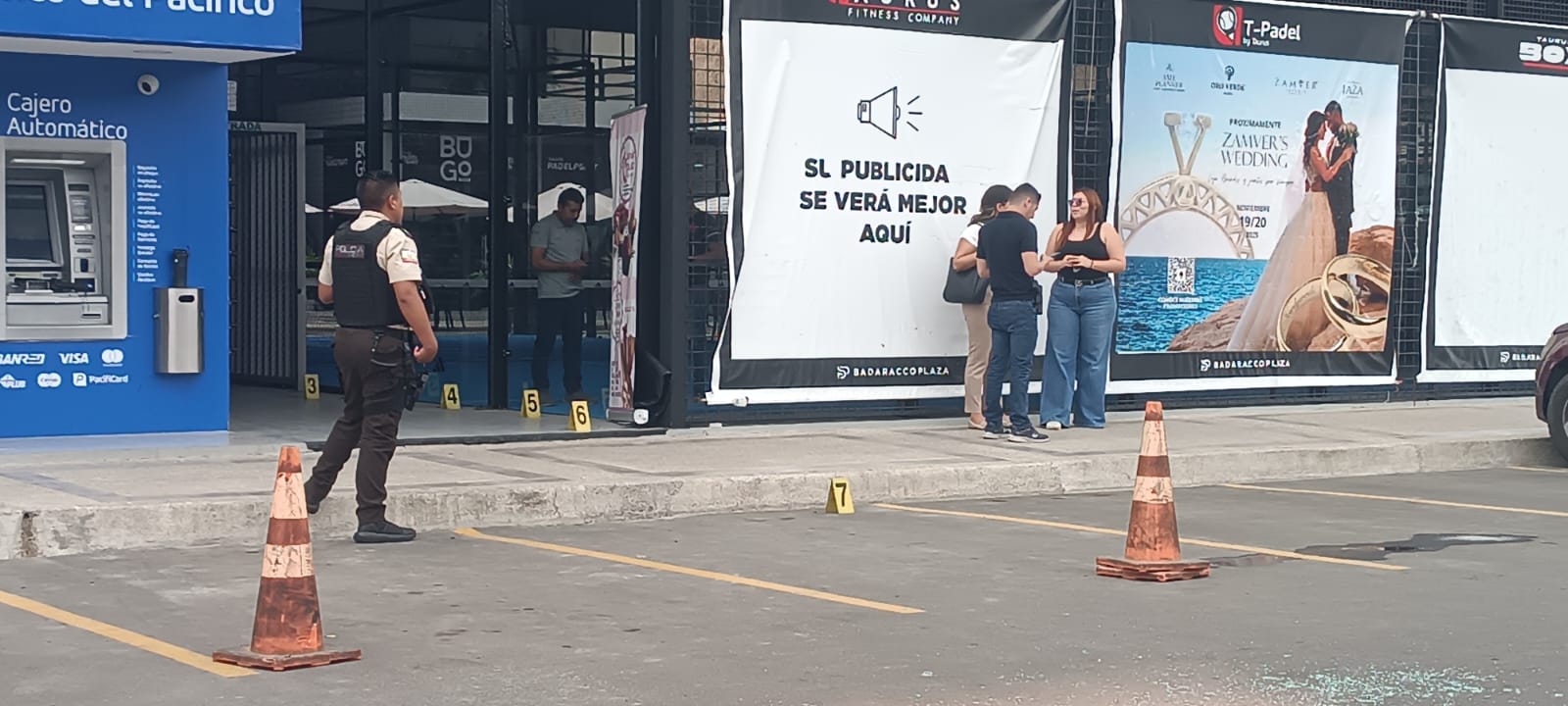 Plaza comercial en Manta fue escenario de ataque armado; policía investiga el caso
