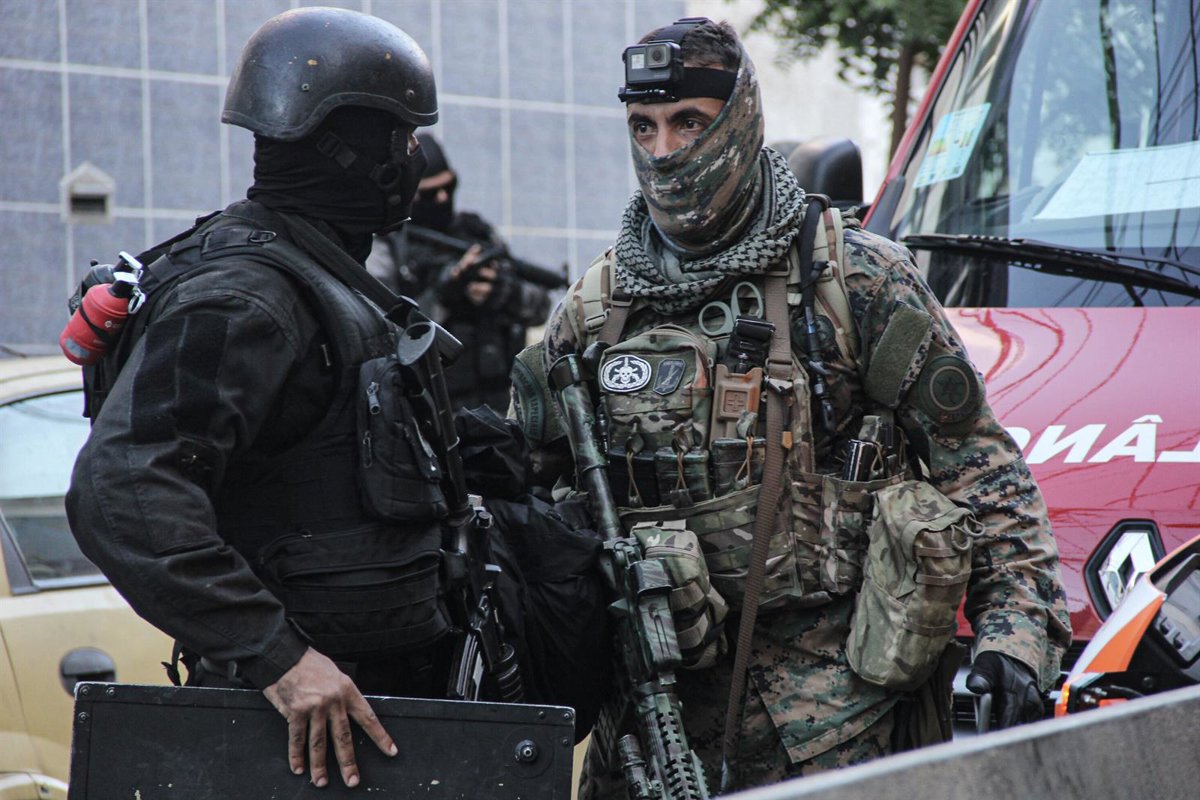 Proyecto de ley en Río contempla pagos extra a policías por incautaciones y muertes en operativos