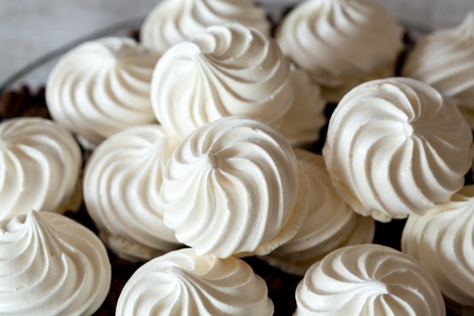 Cómo se preparan los suspiros en Ecuador: paso a paso de un postre típico