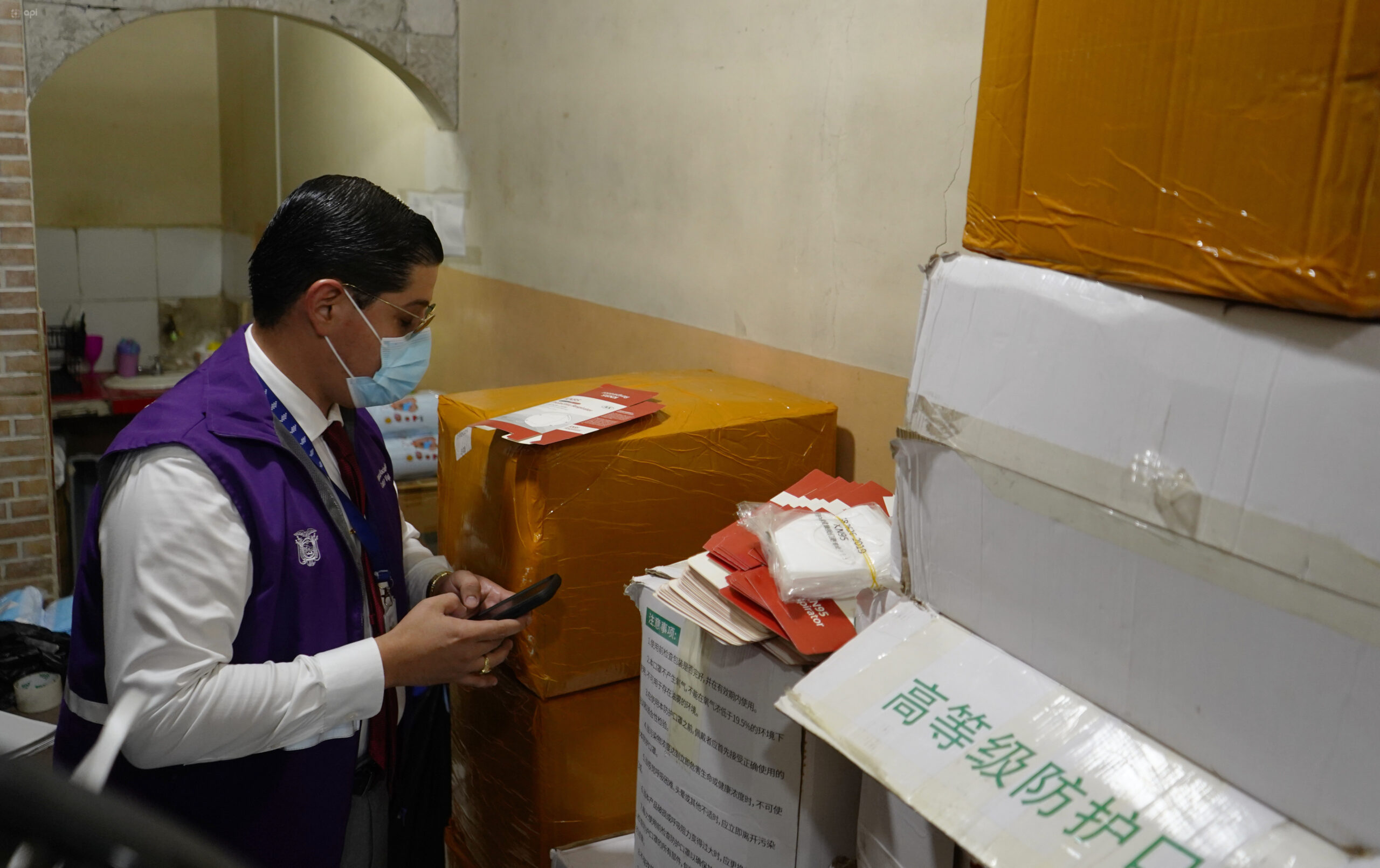 Arcsa decomisa más de 7 mil medicamentos irregulares en operativo en la Bahía de Guayaquil