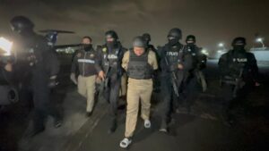 Alias “Fede” es trasladado a La Roca tras su recaptura en Colombia
