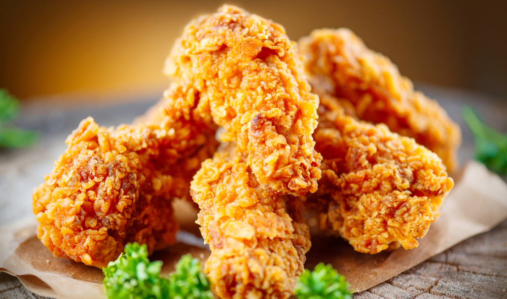 Aprende a preparar un pollo apanado ultra crujiente que todos amarán