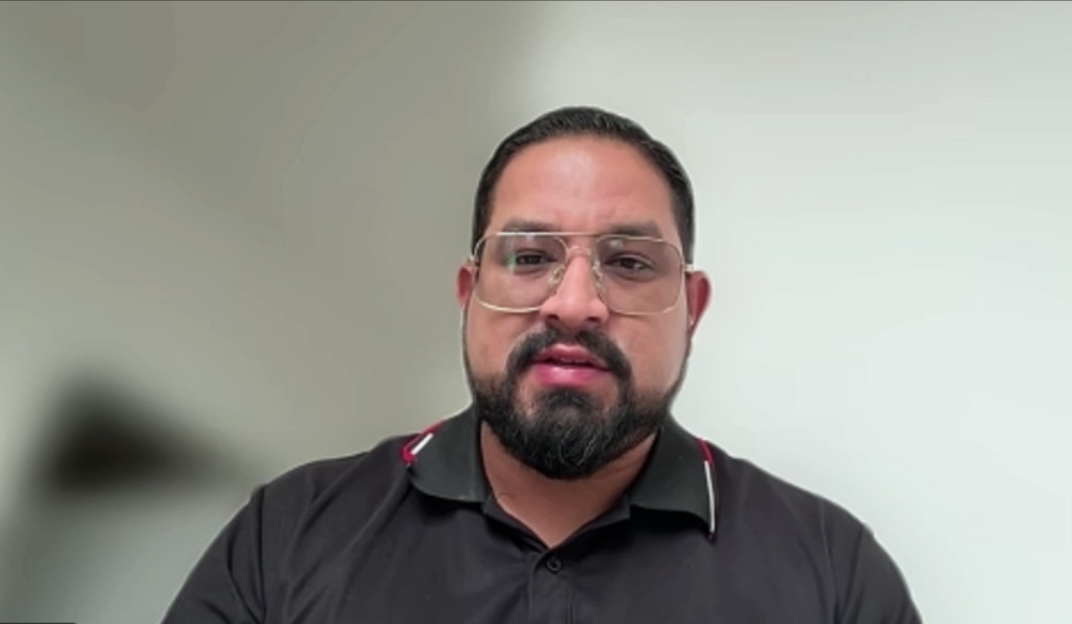 Asambleísta Sergio Peña defiende la ley para fortalecer el IESS y BIESS; afirma que no privatiza, busca rentabilidad y sostenibilidad”