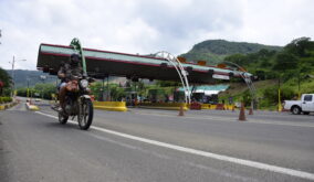Dos meses después de la resolución judicial, vía Portoviejo-Montecristi permanece sin intervenciones del Ministerio de Transporte