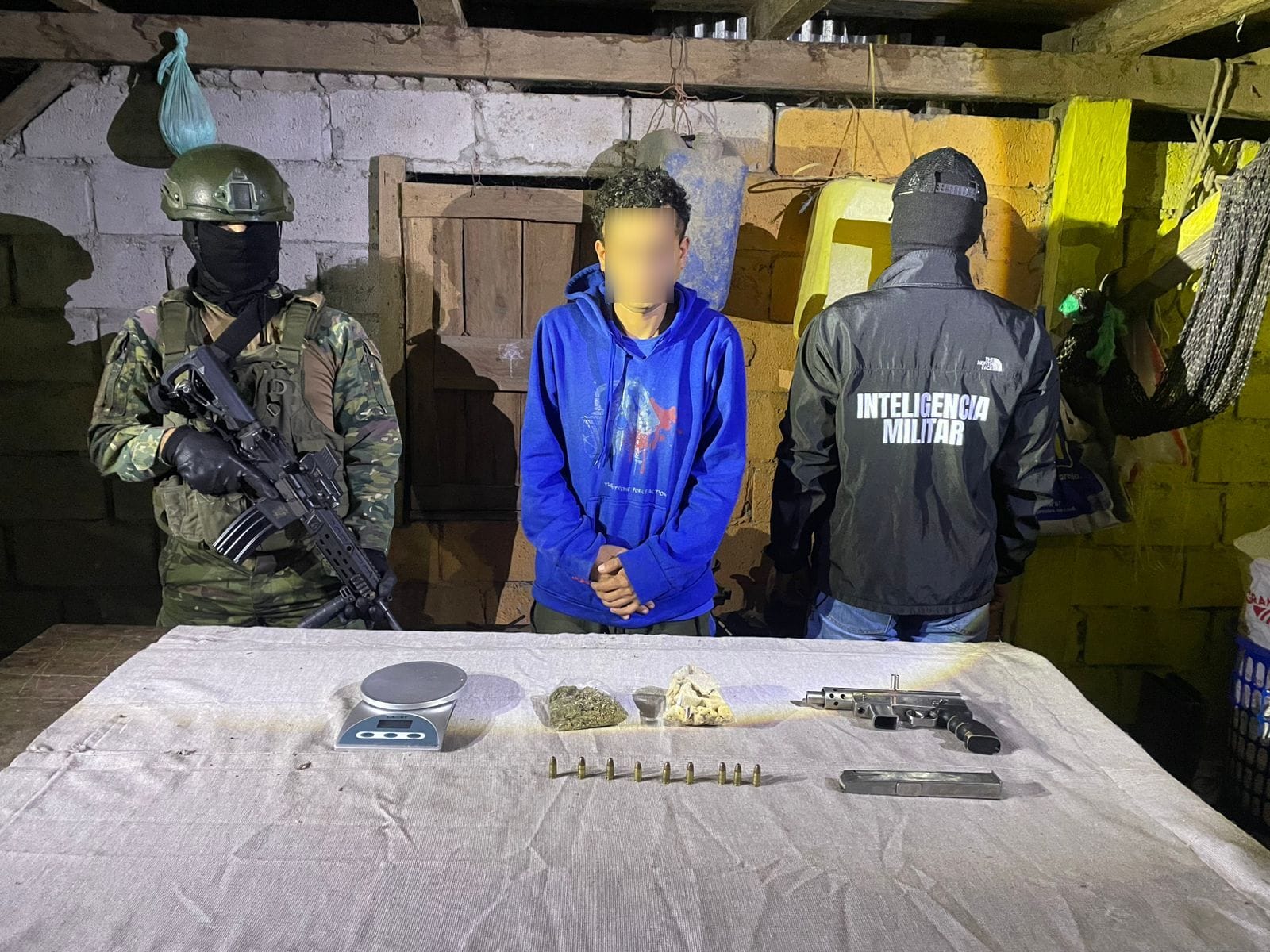 Operación militar en Quinindé deja un detenido con armas y droga