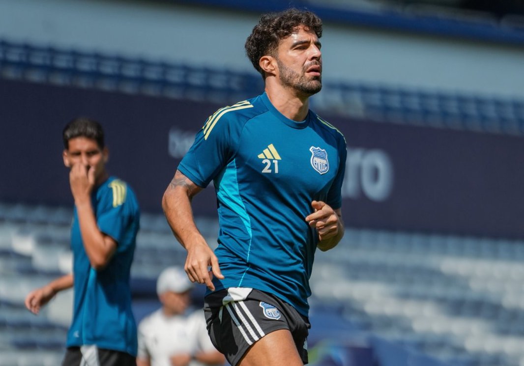 Plantel de Emelec paraliza sus entrenamientos tras incumplimientos salariales; ofrecieron pagares este miércoles y no pasó