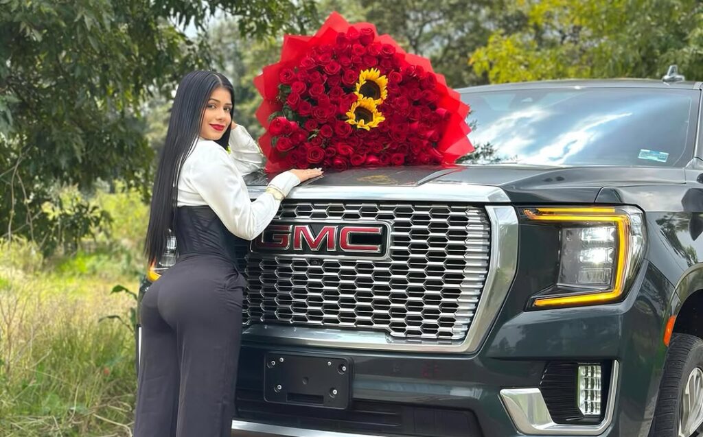 “¿Les gustó mi nueva troca?: Carolina Romo sorprende con regalo de aniversario