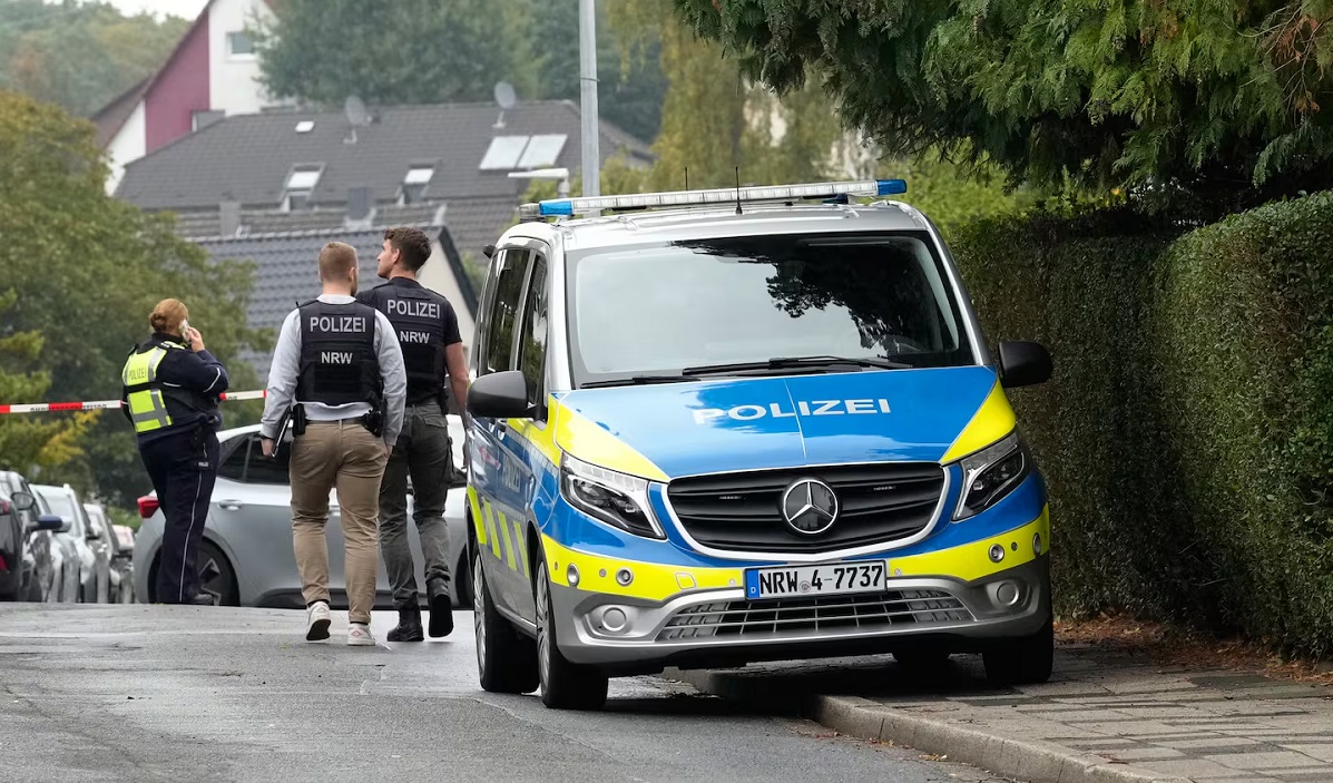 Iris Stalzer, alcaldesa socialdemócrata, fue apuñalada 13 veces cerca de su casa