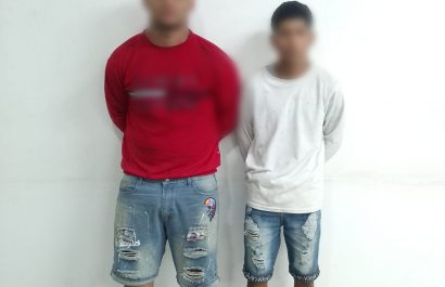Hombres detenidos son acusados de robar vehículos.