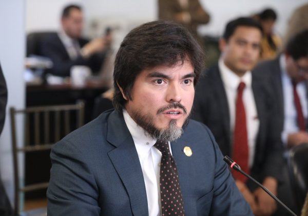 De la Gasca promete diálogo transparente con la nueva Asamblea Nacional 