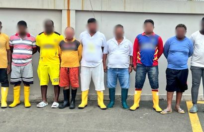 Detenidos por tráfico de combustible.