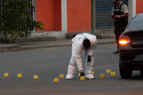 Crimen de mujer venezolana estaría vinculado al de su pareja.