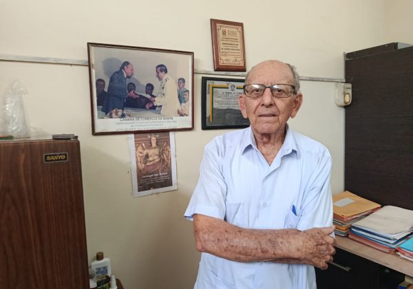 Actualmente, aunque Luis Adolfo Cevallos está jubilado, se dedica al corretaje inmobiliario.