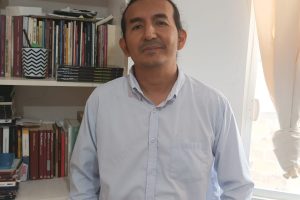 Alexis Cuzme (44), periodista, escritor y editor.