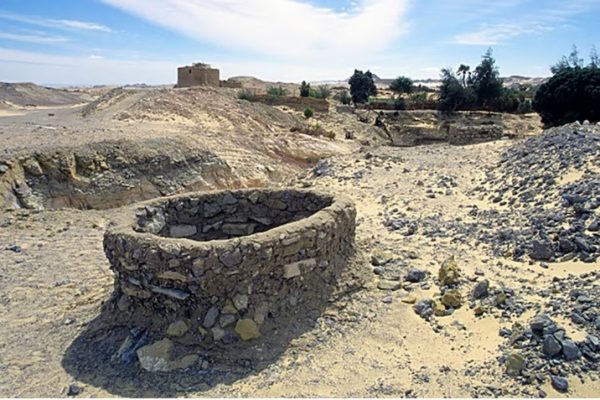 Descubren ciudades perdidas de Kharga e Imet que revelan secretos de la antigua Egipto.