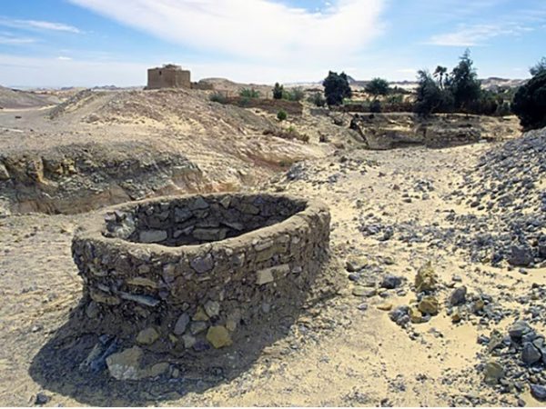 Descubren ciudades perdidas de Kharga e Imet que revelan secretos de la antigua Egipto.