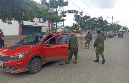 Militares en operativos de control en Portoviejo