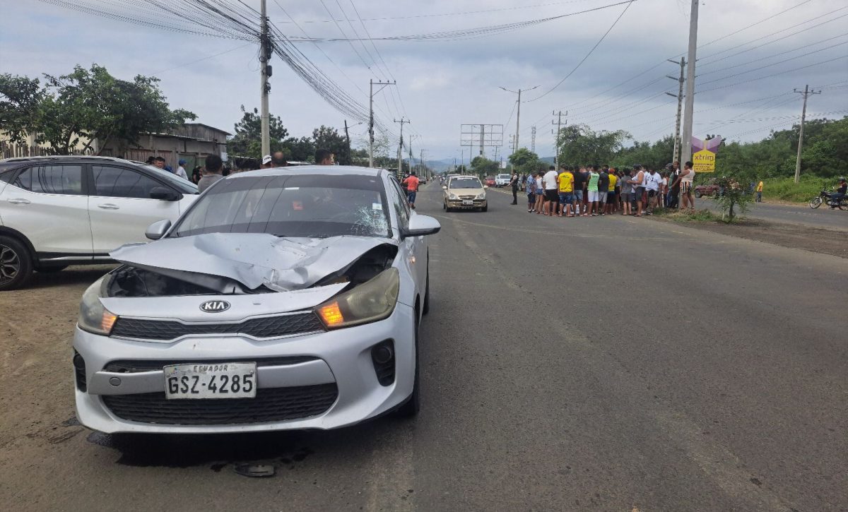 Muerto en la vía Portoviejo - Manta.