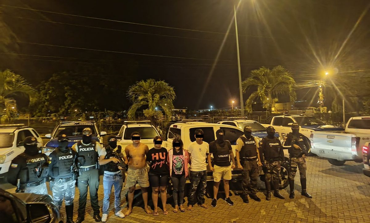 Capturan a cinco extorsionadores
