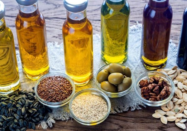Por esta razón deberías reconsiderar el uso de aceites de semillas en tu cocina