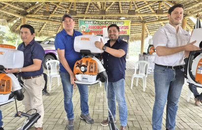 142 productores de Santo Domingo de los Tsáchilas reciben insumos, certificados y créditos por más de $191.000
