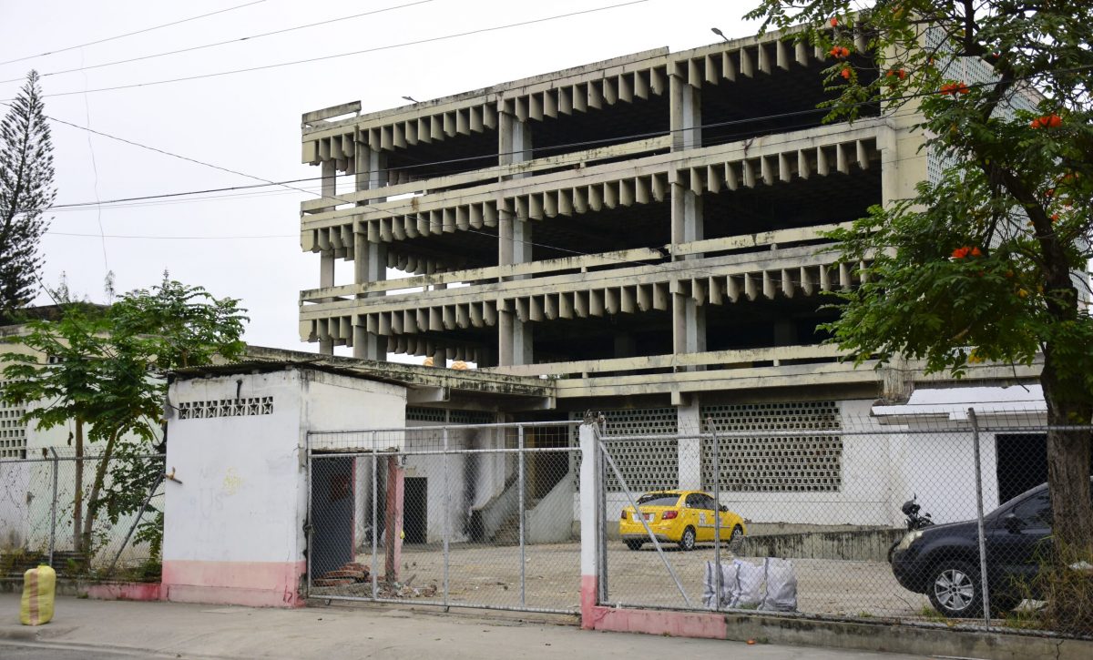 El edificio del Ministerio de Agricultura y Ganadería (MAG) en Portoviejo