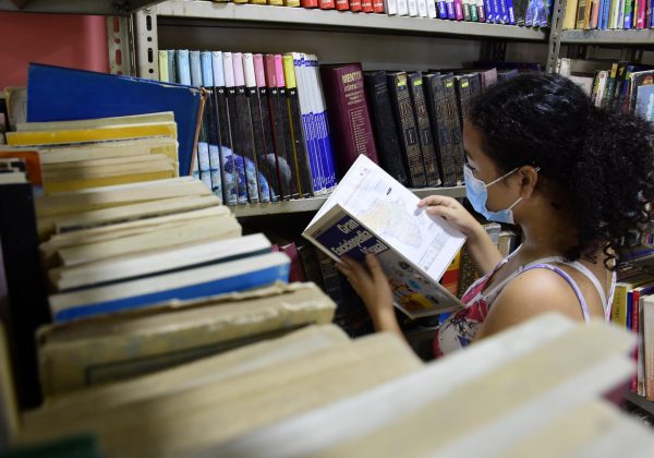 Bibliotecas municipales se suman a la festividad por el Mes del Manabitismo con concurso y carteleras