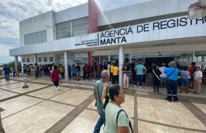 En Portoviejo el horarios de atención: sábado de 8:00 a 14:00; domingo de 8:00 a 12:00.