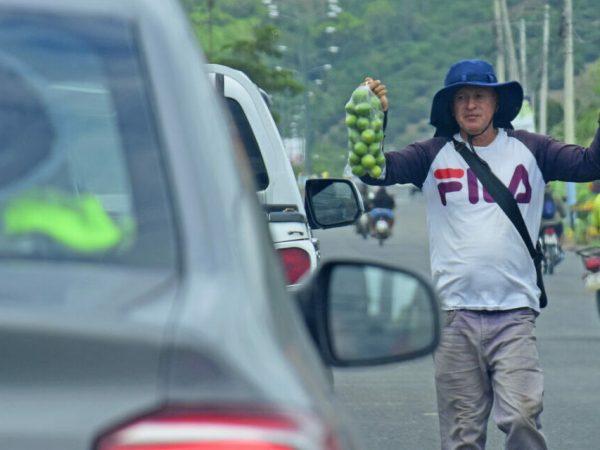 Comercio informal, utilidades, Manabi