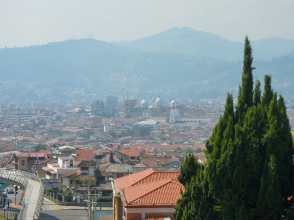 Cuenca con clima parecido a Quito: frío y lluvias se esperan este miércoles