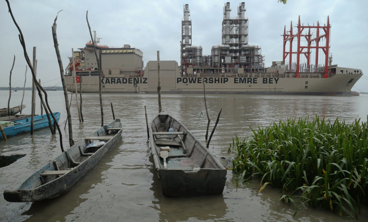 Barcaza de Karpowership