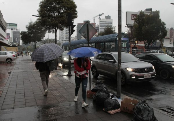 Quito espera lloviznas y clima frío este miércoles 11 de junio