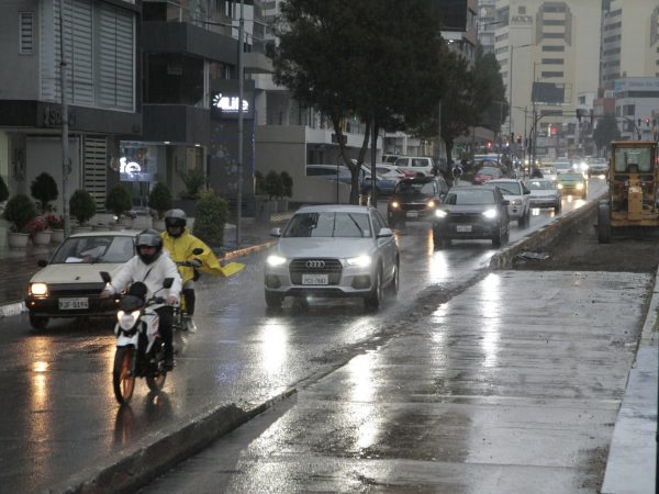 Lluvias intermitentes y clima frío en Cuenca este miércoles 25 de junio