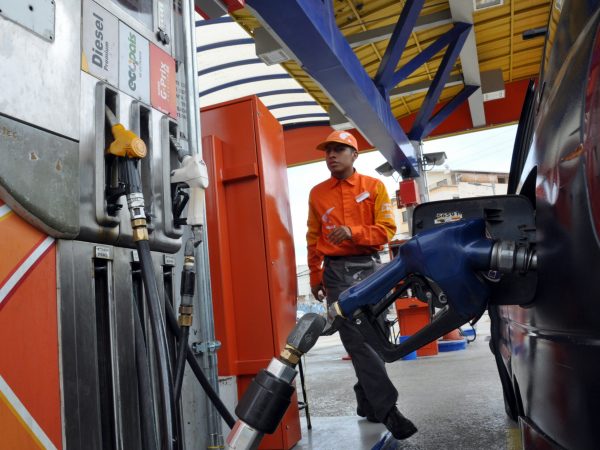 Gasolina Extra y Ecopaís suben 10 centavos en Ecuador: nuevo precio rige desde el 12 de julio