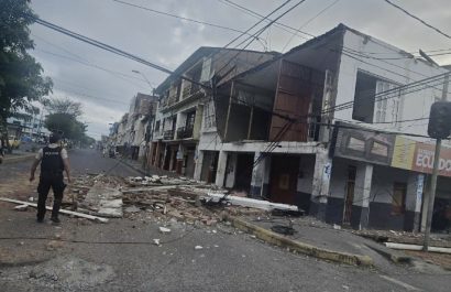 Las viviendas sufrieron afectaciones en sus fachadas tras sismo en Esmeraldas