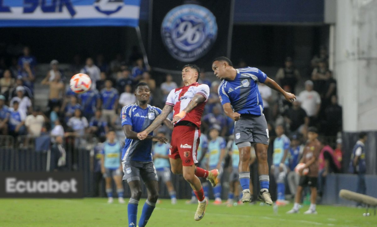 Edison Carcelén marcó el gol que le dio la victoria a Técnico Universitario ante Emelec