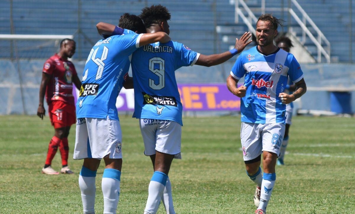 La plantilla del Manta FC busca su primera victoria en condición de visitante.