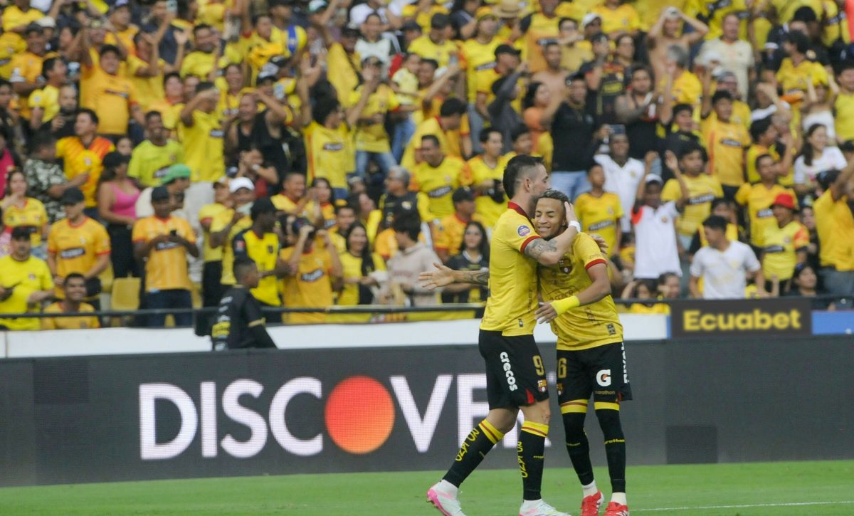 ¡Victoria amarilla! Barcelona derrota a Emelec en el Clásico del Astillero 236