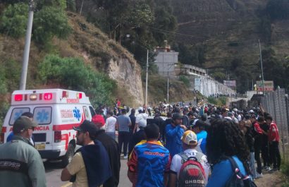 Rally Vuelta al Ecuador: auto de competencia arrolló a espectadores y causó dos muertes