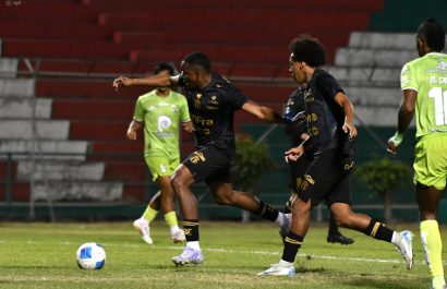 Liga de Portoviejo recibió a Macará por la Copa Ecuador en el estadio Reales Tamarindos