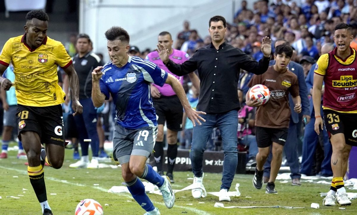 Guayaquil, domingo 14 de septiembre 2025
En el estadio George Capwell, Emelec se enfrenta a Barcelona en el tradicional Clásico del Astillero, en la fecha # 28 de la LigaPro Ecuabet 2025: César Muñoz/API