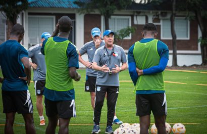 Emelec no cierra el mercado de fichajes