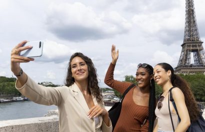 300 vacantes para jóvenes ecuatorianos en el Programa de Vacaciones por Trabajo en Francia